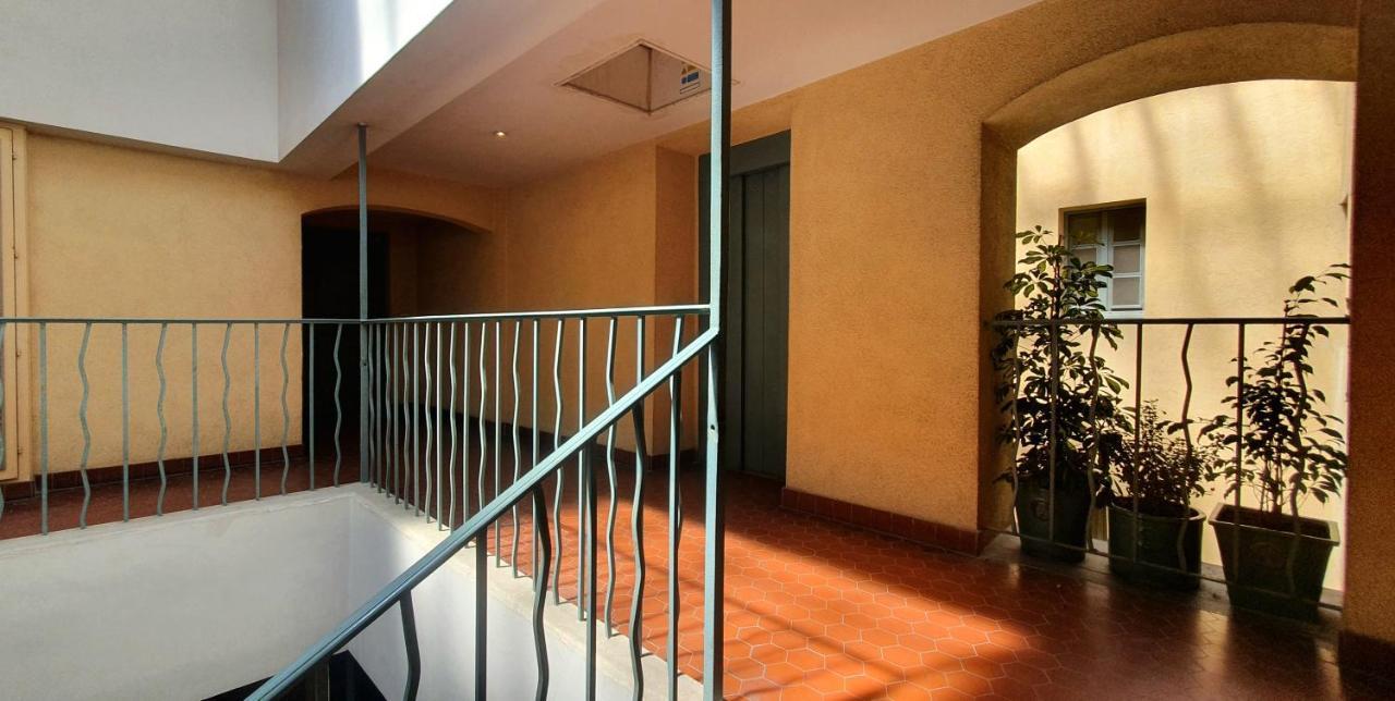 툴롱 Chambre D'Hotes Sde, Wc Prive Climatise Dans Loft 80M2 Espace Commun Avec Les Habitants Salon Et Cuisine 아파트 외부 사진